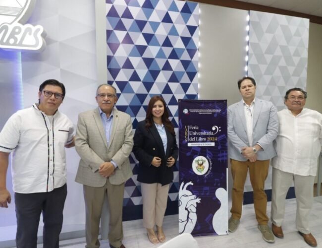 Inicia la Feria Universitaria del Libro 2024 en la UABCS