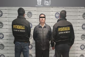 Vinculan a proceso a ex director de la Normal de Tenería tras asesinato de alumno