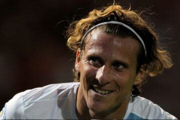 Diego Forlán, leyenda del futbol uruguayo, debutará en el tenis profesional