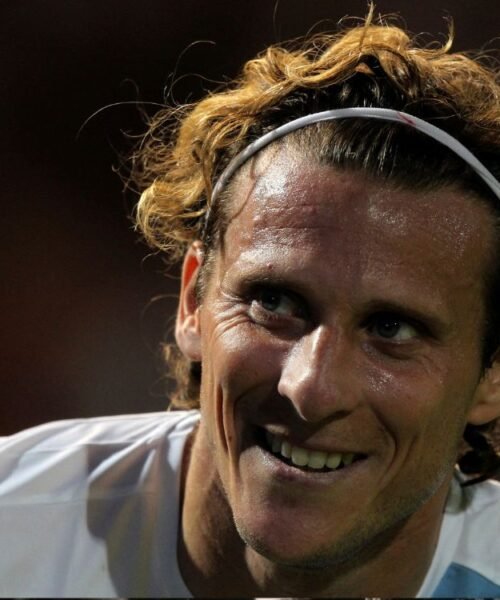 Diego Forlán, leyenda del futbol uruguayo, debutará en el tenis profesional