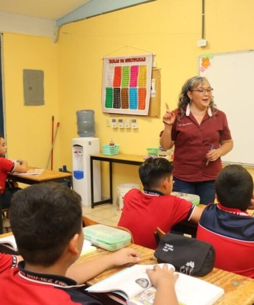 La Nueva Escuela Mexicana llega a más de 180 mil estudiantes en Baja California Sur