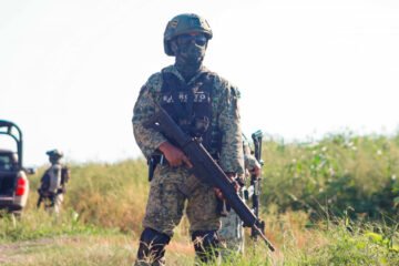 Despliegan a 300 militares en Guanajuato tras masacre