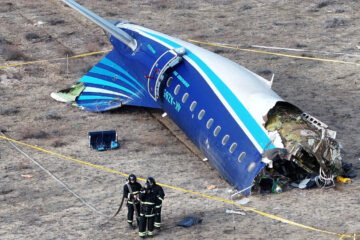 Avión siniestrado recibió disparos desde Rusia, dice el Presidente de Azerbaiyán