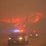 Un nuevo incendio forestal cerca de Los Ángeles obliga a evacuaciones