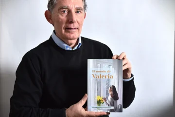 Manuel Guerrero Hornero presenta «El mundo de Valeria», una novela que visibiliza la violencia de género