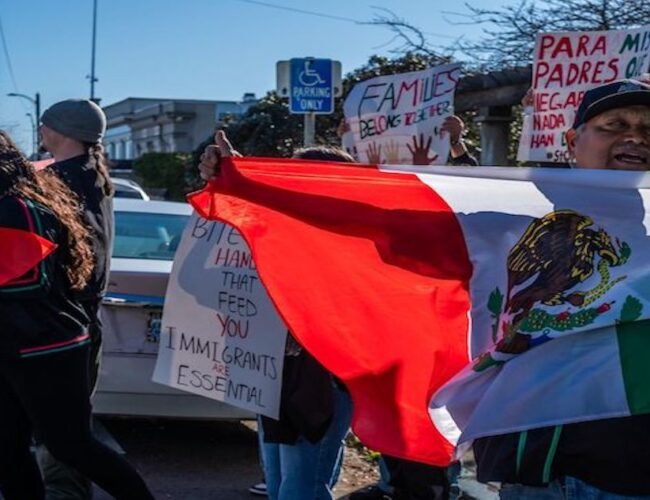 El encierro de migrantes para evitar deportaciones pega en bolsillos de EU y México