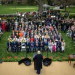 Reformas Trump: guirnaldas dorados y un jardín sin césped