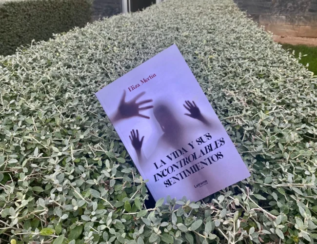 Eliza Martín emociona con su primer libro: una mirada íntima a los sentimientos humanos