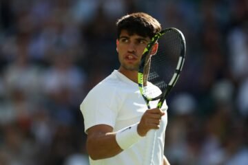 Wimbledon 2025: Se da un respiro Alcaraz ante Tarvet | Video
