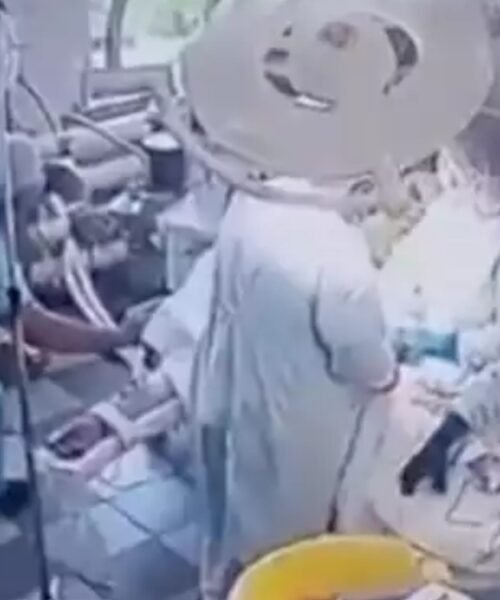 Video | Médicos continuaron con una cirugía durante el potente terremoto de 8.8 en Rusia