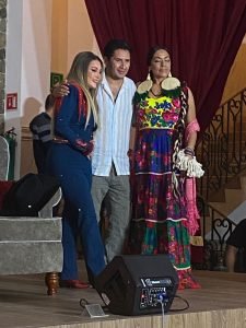 ALICIA VILLAREAL BUSCA RESPETO