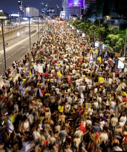 Decenas de miles protestan contra plan de Netanyahu de ocupar la ciudad de Gaza