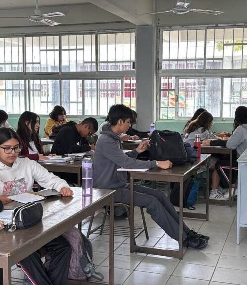 SEP asegura cobertura total en secundaria para el ciclo escolar 2025–2026