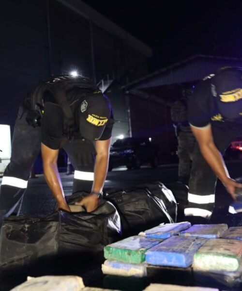 Panamá decomisa 1.4 toneladas de droga provenientes de México