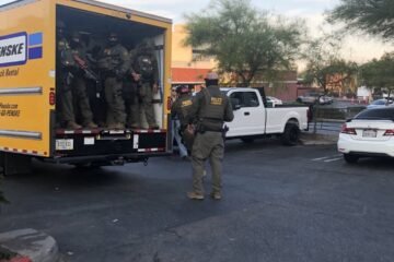 Redadas regresan a Los Ángeles; agentes se esconden en camión de mudanzas