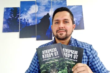 Bolívar Andrade Moscoso conquista corazones con un mensaje de transformación personal real y profundo