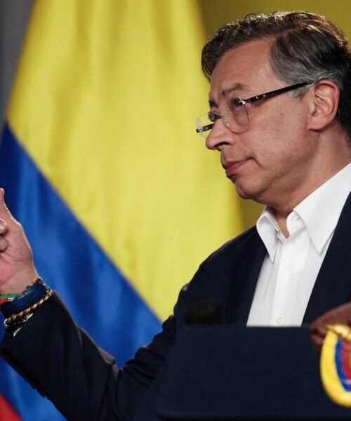 Petro invita a Trump a Colombia para mostrarle cómo combatir el narcotráfico sin misiles