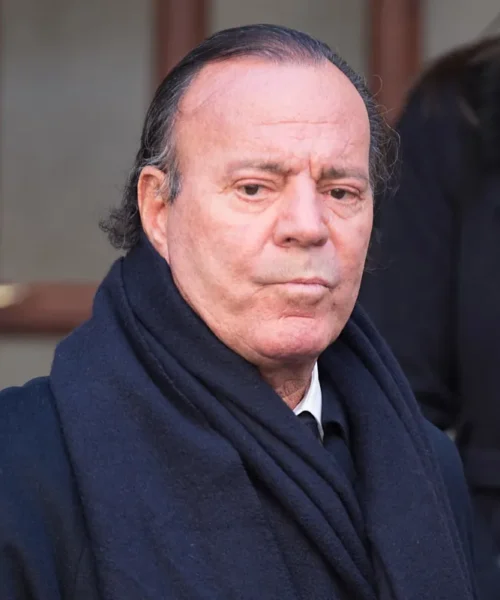 Julio Iglesias pide el archivo de la investigación abierta contra él por abusos sexuales por «ausencia de jurisdicción de los tribunales españoles»