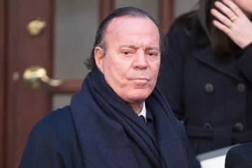 Julio Iglesias pide el archivo de la investigación abierta por «ausencia de jurisdicción de los tribunales españoles»
