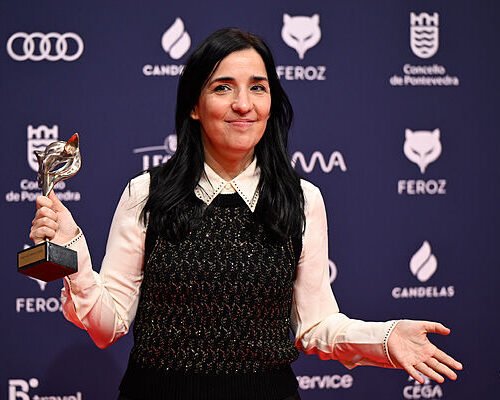 Los domingos asciende a los cielos, camino de la gloria de los Goya, en la liturgia de los Premios Feroz con cinco estatuillas