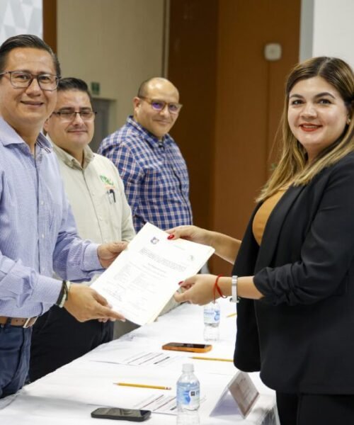 Asignan plazas docentes en Educación Media Superior del CECyTEBCS