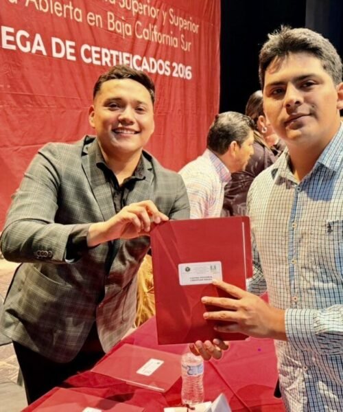 El servicio de Preparatoria Abierta se impulsa el bienestar social