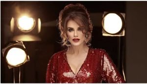 Lucía Méndez, rompe esquemas con “Paloma”