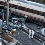 Gobierno español califica como ‘muy raro’ el descarrilamiento de trenes que suma ya 39 muertos