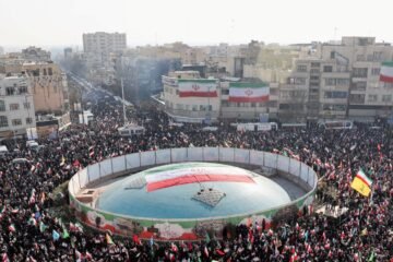 Trump amenaza con arancel a cualquier país que haga negocios con Irán… es socio de México