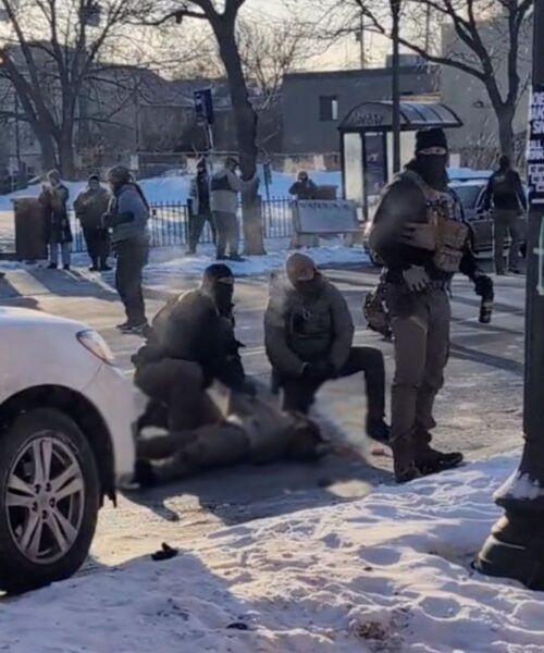 Minnesota moviliza a Guardia Nacional tras muerte de hombre a manos de un agente federal