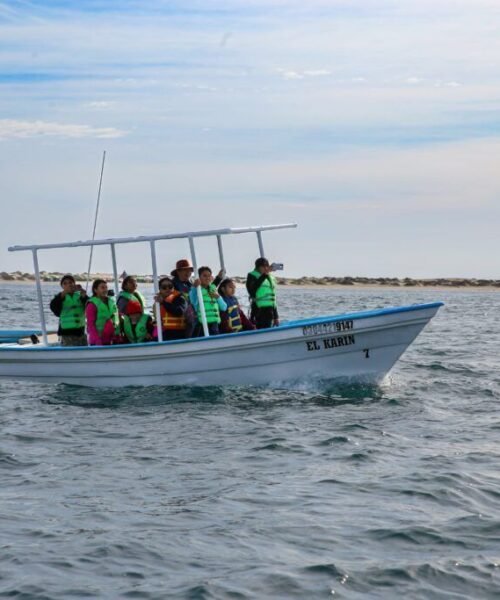 Promueven convivencia y aprendizaje con visita de comunidades rurales a Puerto Chale