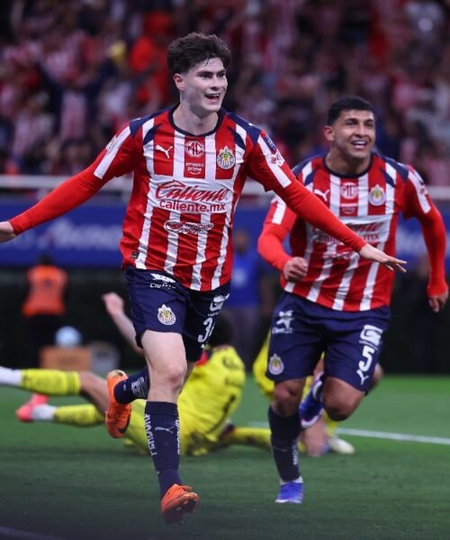 Liga MX: Chivas se lleva el Clásico Nacional y mantiene paso perfecto | Video