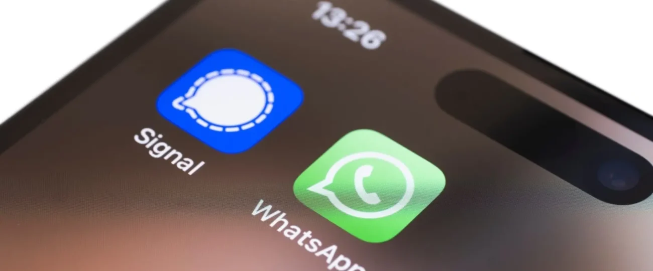 Un mensaje, un QR y tu cuenta robada: así están atacando WhatsApp y Signal hackers vinculados a Rusia