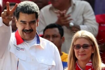 Nicolás Maduro y su esposa Cilia Flores llaman a la paz y a la unión en Venezuela