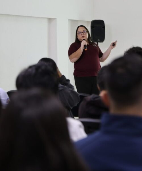 Fortalecen servicios de Casa Valentina con participación de estudiantes de UNIPAZ