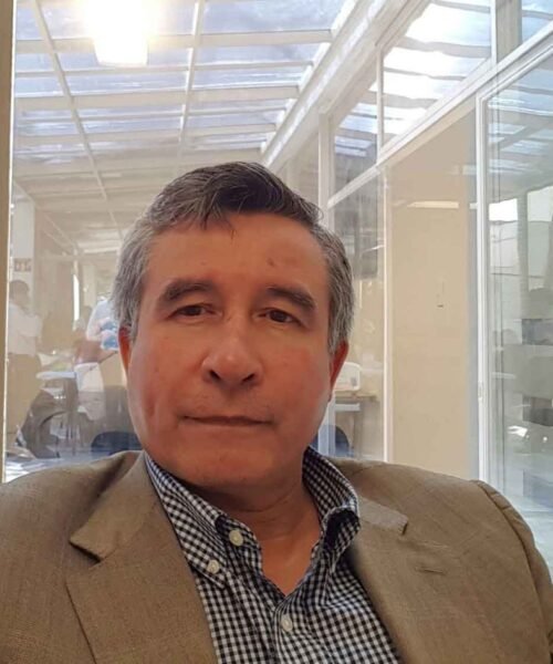 ANTONIO NAVARRO D’AMIANO REVOLUCIONA LA NOVELA EDUCATIVA Y LA CONCIENCIA HUMANA EN SU OBRA ‘ARCA’