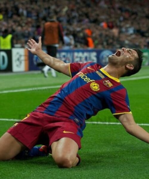 ‘Es difícil aceptar que pasas de ser viejo para el futbol a joven para la vida’: David Villa | Video