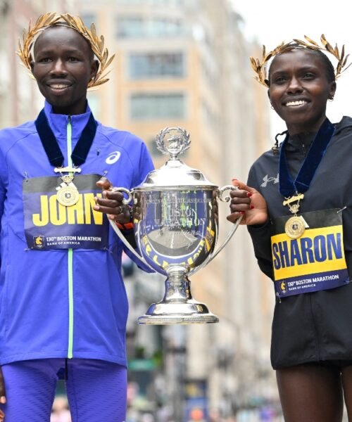 John Korir rompe el récord del Maratón de Boston; Sharon Lokedi ligó victorias