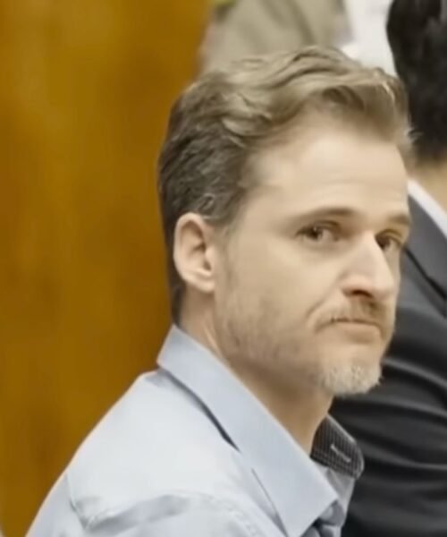 Médico intentó matar a su esposa durante su cumpleaños aventándola de un acantilado en Hawái