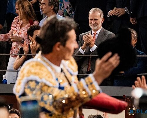 Diego Urdiales gana la Oreja de Oro de la Corrida de la Prensa «por su clasicismo y su brillante lentitud con el capote»