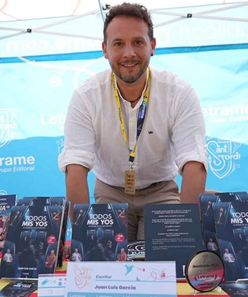Sant Jordi impulsa la reflexión personal a través de la literatura: Juan Luis García conquista a los lectores con “Todos mis yos: El poder de las decisiones”