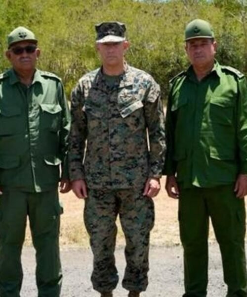 Altos mandos militares de Cuba y EE. UU. se reúnen en Guantánamo