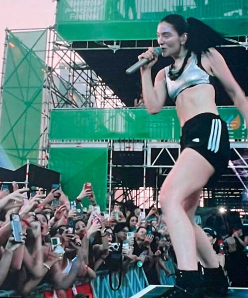 Florence + The Machine, Lorde, Jennie, Zara Larsson, Reneé Rapp y todas las superchavalas del mundo