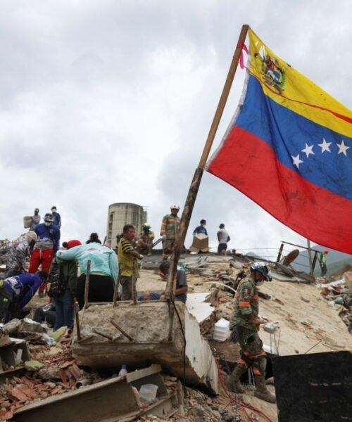 Se eleva a 2 mil 645 los muertos por los terremotos en Venezuela