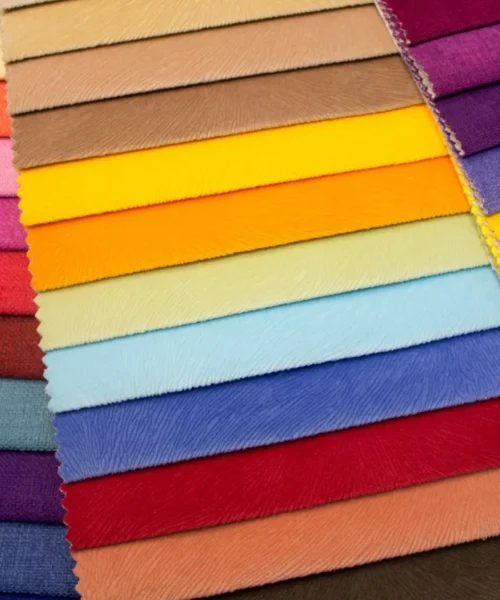 La ropa del futuro ya está aquí: este tejido cuenta tus pasos, enciende luces y cambia de forma