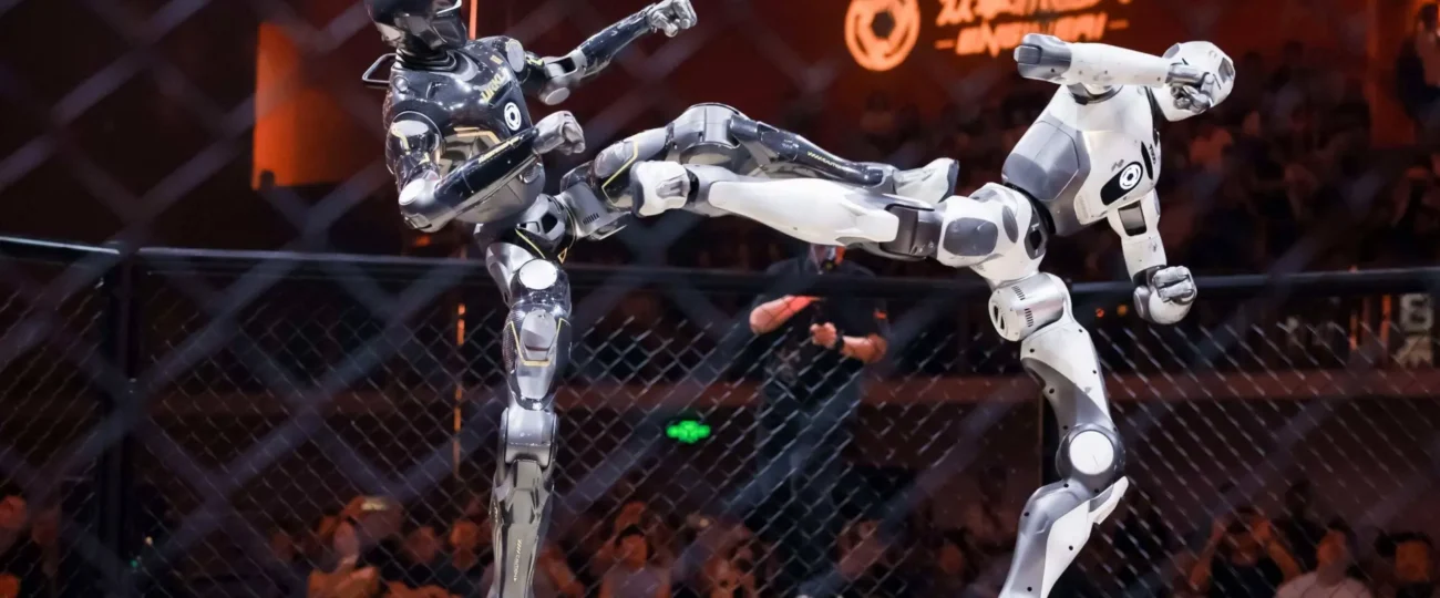 Perdió la cabeza y siguió luchando: así ha sido el primer torneo de combate entre robots humanoides en China