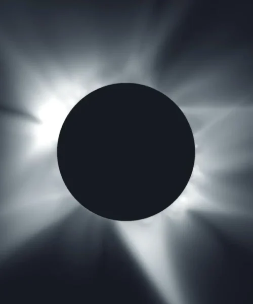 Un superordenador español adelanta cómo se verá el Sol durante el eclipse total de agosto