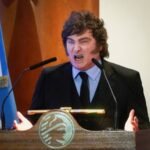 Milei acusa a México y Brasil de financiar ‘campaña antiargentina’