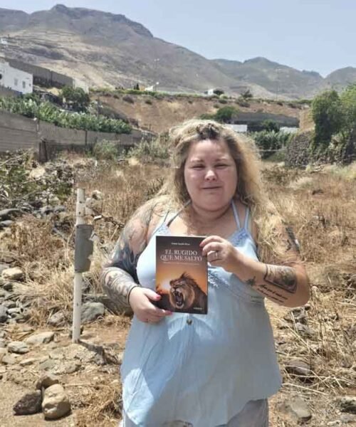 CARMEN SARABIA PÉREZ EXPLORA EL DOLOR Y LA ESPERANZA A TRAVÉS DE LA NATURALEZA EN SU LIBRO ‘EL RUGIDO QUE ME SALVÓ’