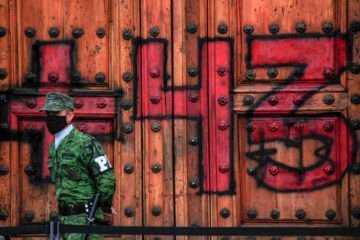 CNDH rechaza haber exonerado al Ejército en caso Ayotzinapa y acusa campaña para desacreditarla